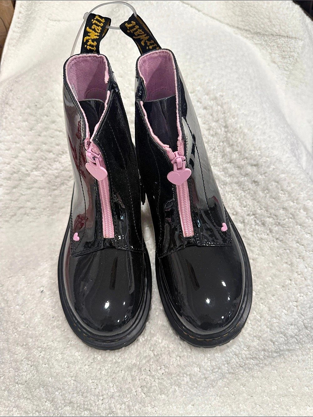Dr. Martens Junior Bex Heart Zip Boots Black & Pink